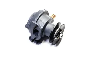 Насос водяной DETROIT (1830606С94(95))