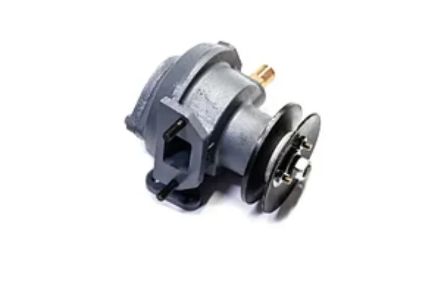 Насос водяной DETROIT (1830606С94(95))