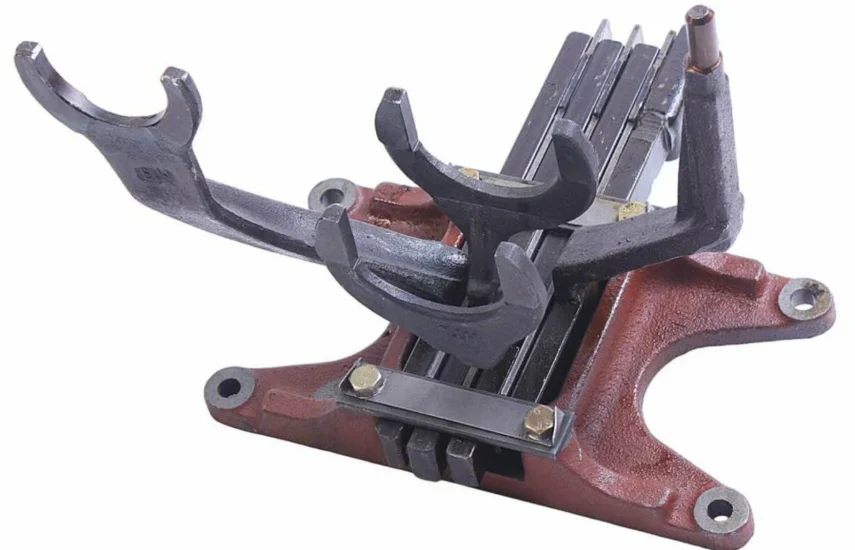 Корпус вилок в сборе 50-1702080