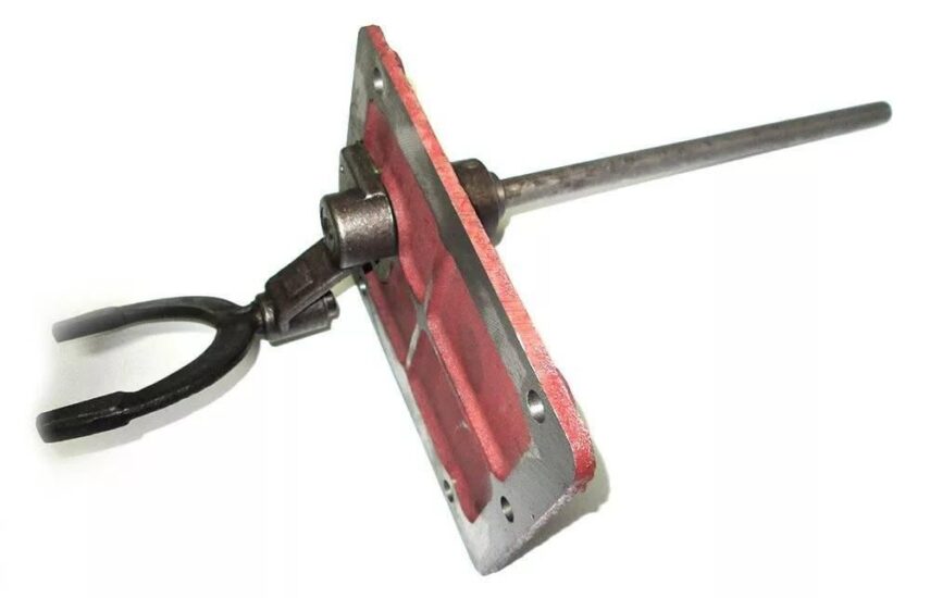 Управление редуктором (короткое) 80-1723010-Б