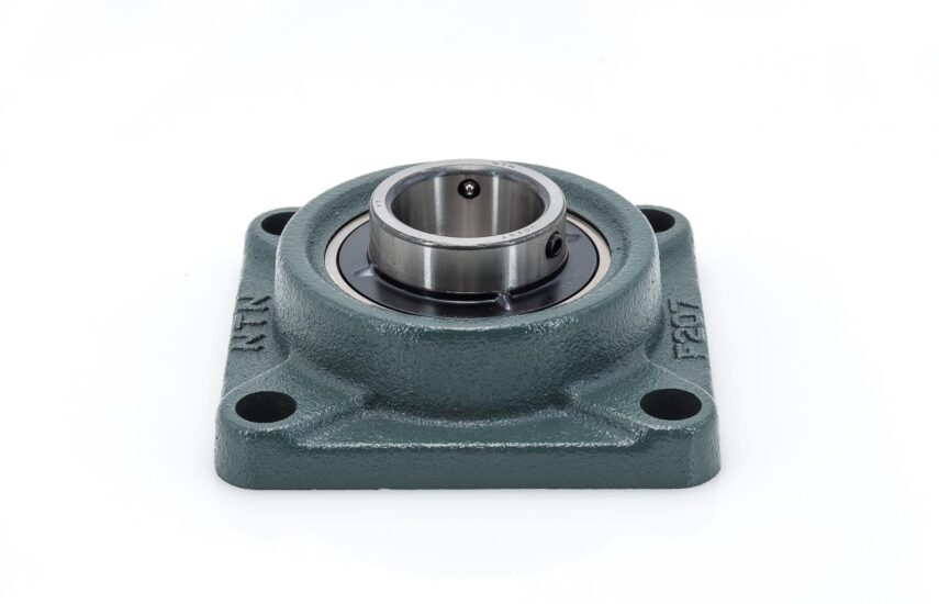 Подшипник UCF-207