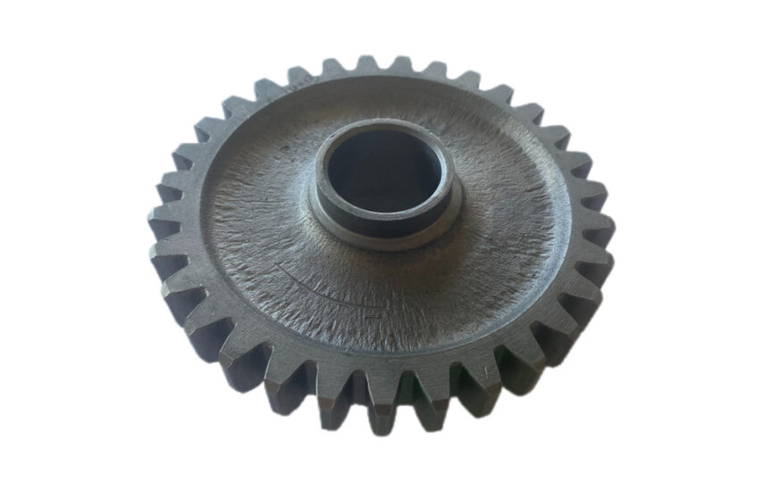 Шестерня промежуточная заднего хода 70-1701082 для тракторов МТЗ